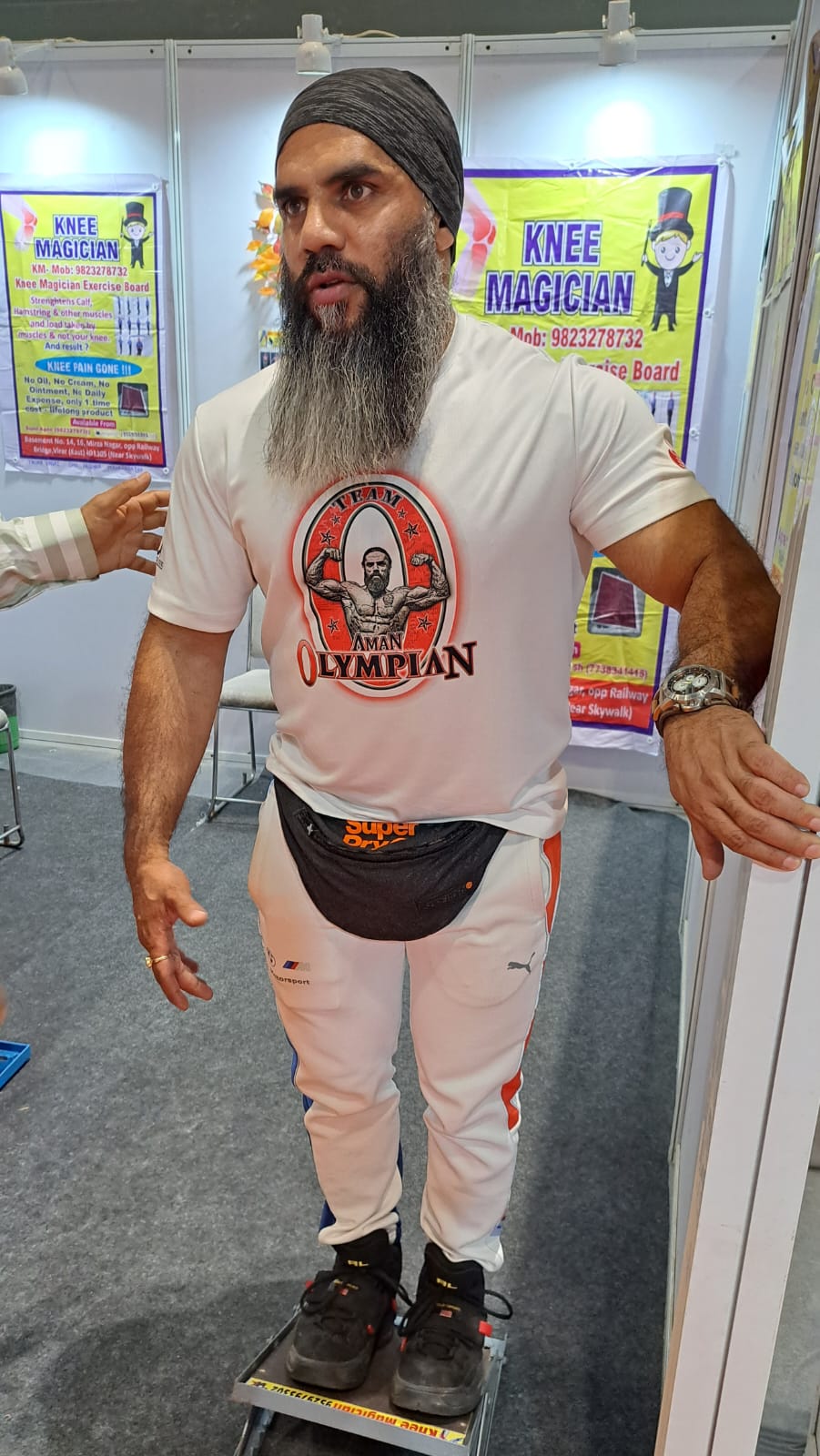 Olympian Amandeep Singh using Knee Magician